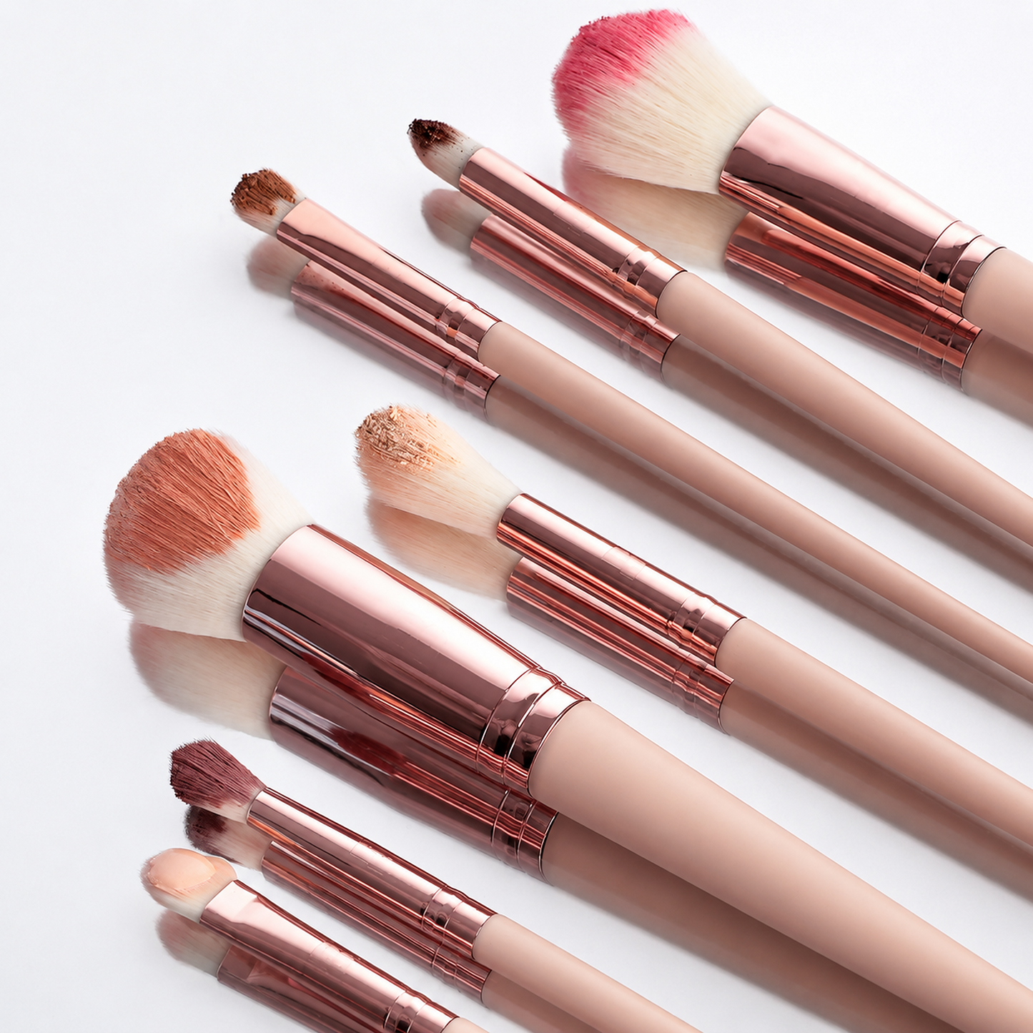 18-Piece Rose Gold Face & Eye Makeup Brush Set with Stand Case